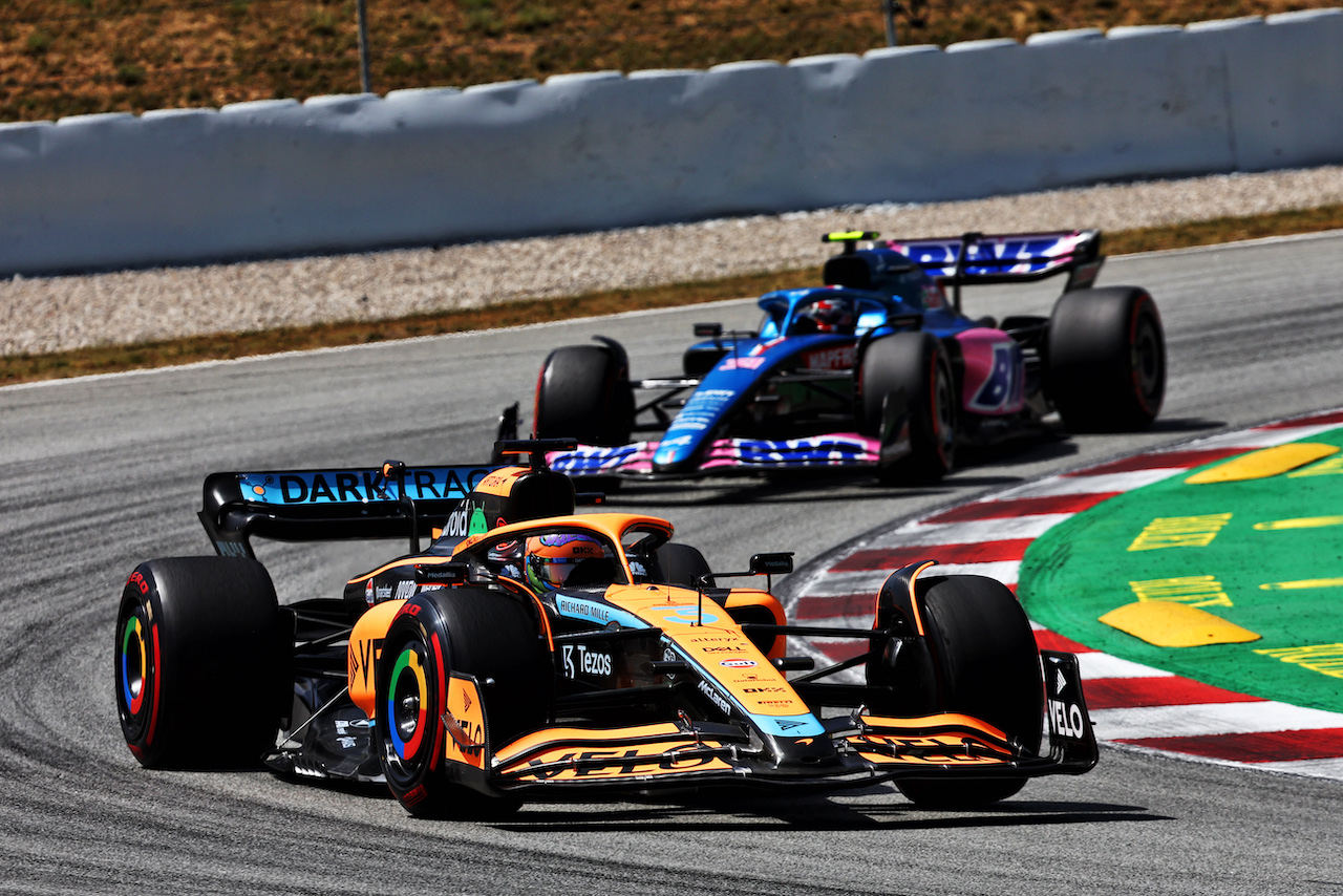 GP SPAGNA, Daniel Ricciardo (AUS) McLaren MCL36.
22.05.2022. Formula 1 World Championship, Rd 6, Spanish Grand Prix, Barcelona, Spain, Gara Day.
- www.xpbimages.com, EMail: requests@xpbimages.com © Copyright: Batchelor / XPB Images