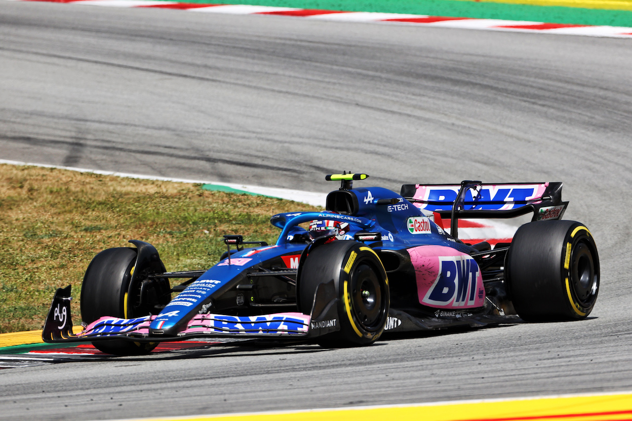 GP SPAGNA, Esteban Ocon (FRA) Alpine F1 Team A522.
22.05.2022. Formula 1 World Championship, Rd 6, Spanish Grand Prix, Barcelona, Spain, Gara Day.
- www.xpbimages.com, EMail: requests@xpbimages.com © Copyright: Charniaux / XPB Images