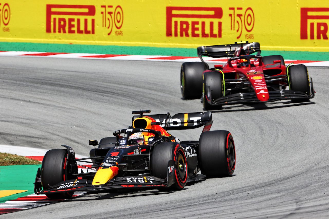 GP SPAGNA, Max Verstappen (NLD) Red Bull Racing RB18.
22.05.2022. Formula 1 World Championship, Rd 6, Spanish Grand Prix, Barcelona, Spain, Gara Day.
- www.xpbimages.com, EMail: requests@xpbimages.com © Copyright: Charniaux / XPB Images