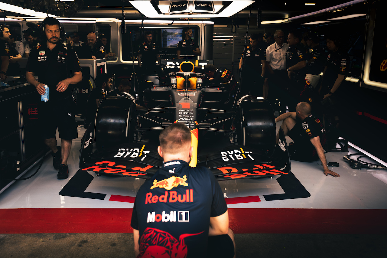 GP SPAGNA, Max Verstappen (NLD) Red Bull Racing RB18.
22.05.2022. Formula 1 World Championship, Rd 6, Spanish Grand Prix, Barcelona, Spain, Gara Day.
- www.xpbimages.com, EMail: requests@xpbimages.com © Copyright: Bearne / XPB Images