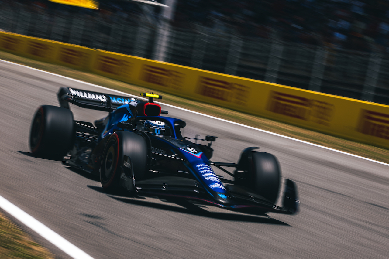 GP SPAGNA, Nicholas Latifi (CDN) Williams Racing FW44.
22.05.2022. Formula 1 World Championship, Rd 6, Spanish Grand Prix, Barcelona, Spain, Gara Day.
- www.xpbimages.com, EMail: requests@xpbimages.com © Copyright: Bearne / XPB Images