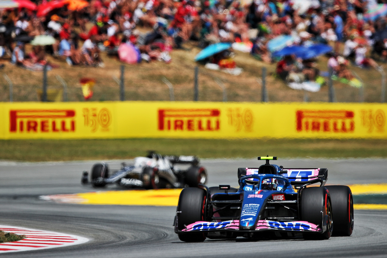 GP SPAGNA, Esteban Ocon (FRA) Alpine F1 Team A522.
22.05.2022. Formula 1 World Championship, Rd 6, Spanish Grand Prix, Barcelona, Spain, Gara Day.
 - www.xpbimages.com, EMail: requests@xpbimages.com © Copyright: Coates / XPB Images