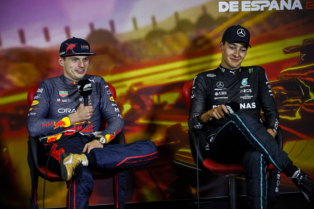 GP SPAGNA, (L to R): Max Verstappen (NLD) Red Bull Racing e George Russell (GBR) Mercedes AMG F1 in the post race FIA Press Conference.
22.05.2022. Formula 1 World Championship, Rd 6, Spanish Grand Prix, Barcelona, Spain, Gara Day.
- www.xpbimages.com, EMail: requests@xpbimages.com © Copyright: XPB Images