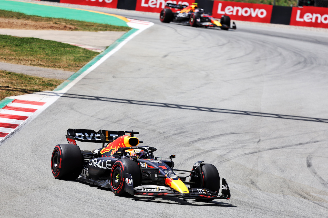 GP SPAGNA, Max Verstappen (NLD) Red Bull Racing RB18.
22.05.2022. Formula 1 World Championship, Rd 6, Spanish Grand Prix, Barcelona, Spain, Gara Day.
- www.xpbimages.com, EMail: requests@xpbimages.com © Copyright: Bearne / XPB Images