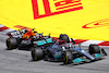 GP SPAGNA, Max Verstappen (NLD) Red Bull Racing RB18 e George Russell (GBR) Mercedes AMG F1 W13 battle for position.
22.05.2022. Formula 1 World Championship, Rd 6, Spanish Grand Prix, Barcelona, Spain, Gara Day.
- www.xpbimages.com, EMail: requests@xpbimages.com © Copyright: Batchelor / XPB Images