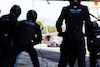 GP SPAGNA, Nicholas Latifi (CDN) Williams Racing FW44 makes a pit stop.
22.05.2022. Formula 1 World Championship, Rd 6, Spanish Grand Prix, Barcelona, Spain, Gara Day.
- www.xpbimages.com, EMail: requests@xpbimages.com © Copyright: Bearne / XPB Images