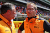 GP SPAGNA, (L to R): Zak Brown (USA) McLaren Executive Director with Andreas Seidl, McLaren Managing Director on the grid.
22.05.2022. Formula 1 World Championship, Rd 6, Spanish Grand Prix, Barcelona, Spain, Gara Day.
- www.xpbimages.com, EMail: requests@xpbimages.com © Copyright: Bearne / XPB Images