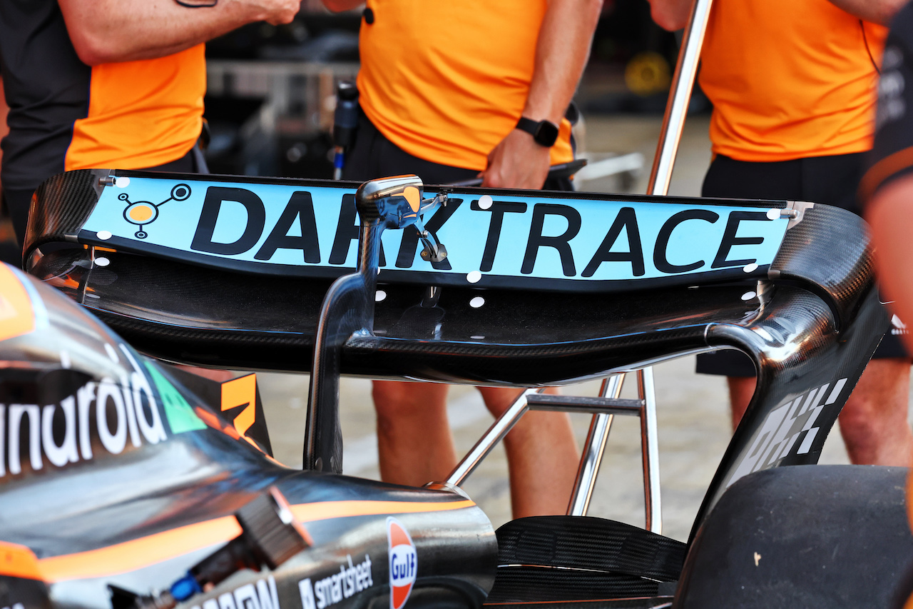 GP SPAGNA, McLaren MCL36 rear wing detail.
19.05.2022. Formula 1 World Championship, Rd 6, Spanish Grand Prix, Barcelona, Spain, Preparation Day.
- www.xpbimages.com, EMail: requests@xpbimages.com © Copyright: Batchelor / XPB Images