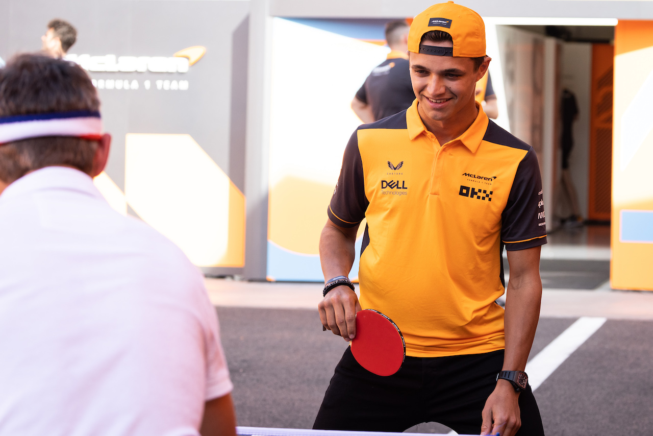 GP SPAGNA, Lando Norris (GBR) McLaren plays table tennis.
19.05.2022. Formula 1 World Championship, Rd 6, Spanish Grand Prix, Barcelona, Spain, Preparation Day.
- www.xpbimages.com, EMail: requests@xpbimages.com © Copyright: Bearne / XPB Images
