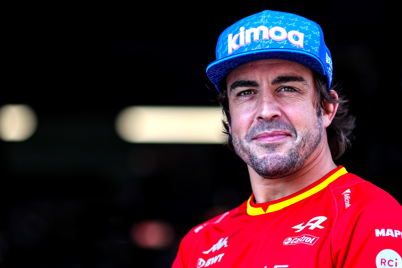 GP SPAGNA, Fernando Alonso (ESP), Alpine F1 Team 
19.05.2022. Formula 1 World Championship, Rd 6, Spanish Grand Prix, Barcelona, Spain, Preparation Day.
- www.xpbimages.com, EMail: requests@xpbimages.com © Copyright: Charniaux / XPB Images
