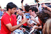 GP SPAGNA, Carlos Sainz Jr (ESP) Ferrari signs autographs for the fans.
19.05.2022. Formula 1 World Championship, Rd 6, Spanish Grand Prix, Barcelona, Spain, Preparation Day.
- www.xpbimages.com, EMail: requests@xpbimages.com © Copyright: Batchelor / XPB Images