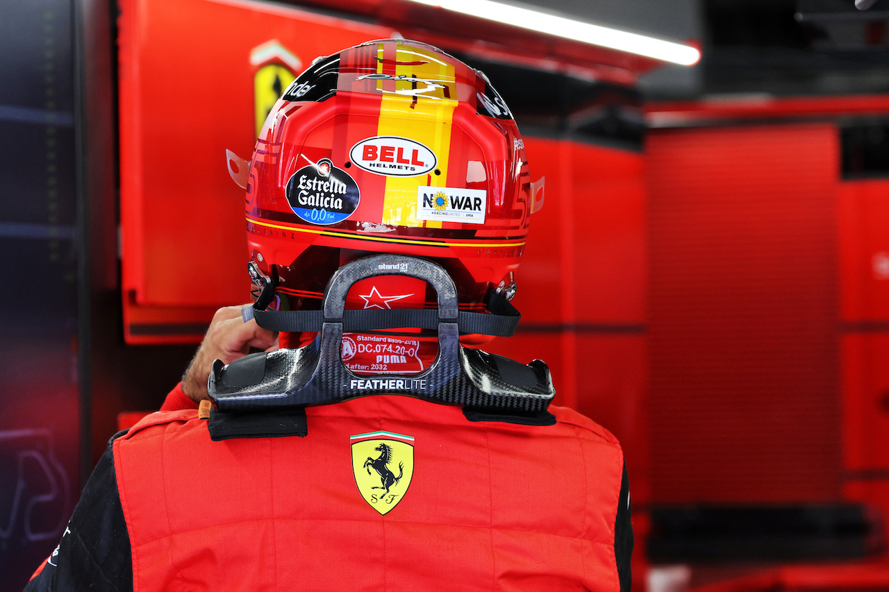 GP SPAGNA, Carlos Sainz Jr (ESP) Ferrari.
21.05.2022. Formula 1 World Championship, Rd 6, Spanish Grand Prix, Barcelona, Spain, Qualifiche Day.
- www.xpbimages.com, EMail: requests@xpbimages.com © Copyright: Bearne / XPB Images
