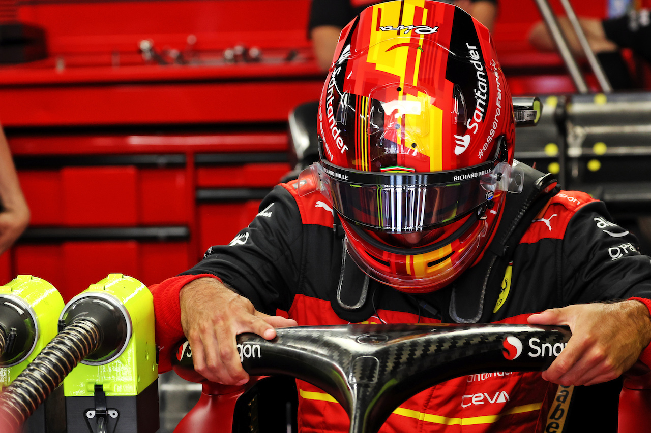GP SPAGNA, Carlos Sainz Jr (ESP) Ferrari F1-75.
21.05.2022. Formula 1 World Championship, Rd 6, Spanish Grand Prix, Barcelona, Spain, Qualifiche Day.
- www.xpbimages.com, EMail: requests@xpbimages.com © Copyright: Bearne / XPB Images
