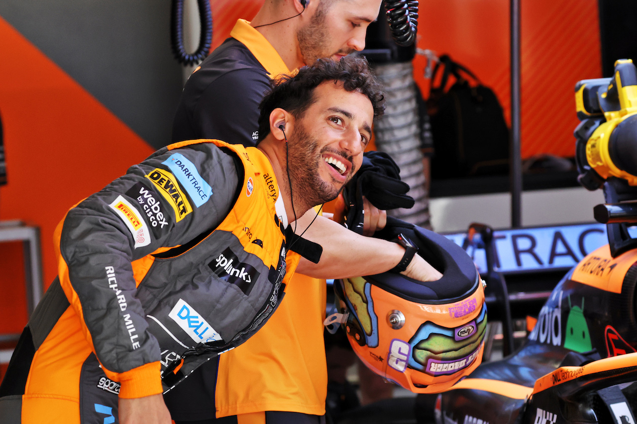 GP SPAGNA, Daniel Ricciardo (AUS) McLaren MCL36.
21.05.2022. Formula 1 World Championship, Rd 6, Spanish Grand Prix, Barcelona, Spain, Qualifiche Day.
- www.xpbimages.com, EMail: requests@xpbimages.com © Copyright: Bearne / XPB Images