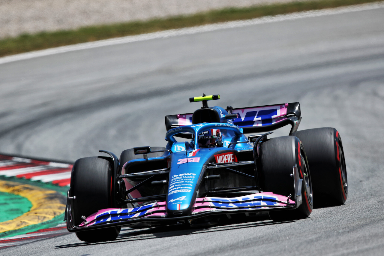 GP SPAGNA, Esteban Ocon (FRA) Alpine F1 Team A522.
21.05.2022. Formula 1 World Championship, Rd 6, Spanish Grand Prix, Barcelona, Spain, Qualifiche Day.
 - www.xpbimages.com, EMail: requests@xpbimages.com © Copyright: Coates / XPB Images