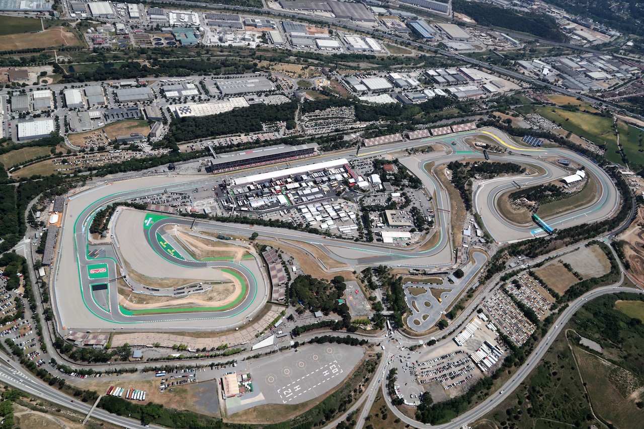 GP SPAGNA, An aerial view of the circuit.
21.05.2022. Formula 1 World Championship, Rd 6, Spanish Grand Prix, Barcelona, Spain, Qualifiche Day.
- www.xpbimages.com, EMail: requests@xpbimages.com © Copyright: F1 / XPB Images