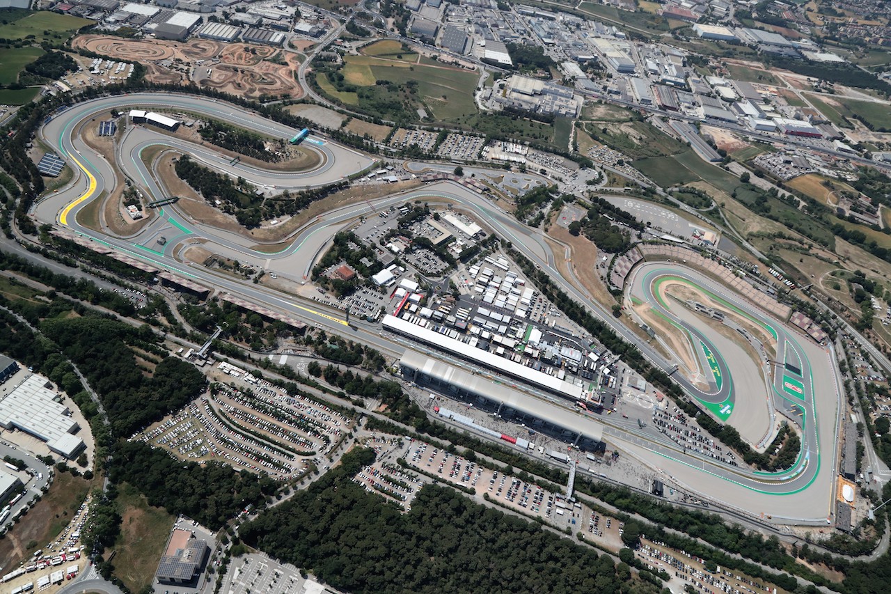 GP SPAGNA, An aerial view of the circuit.
21.05.2022. Formula 1 World Championship, Rd 6, Spanish Grand Prix, Barcelona, Spain, Qualifiche Day.
- www.xpbimages.com, EMail: requests@xpbimages.com © Copyright: F1 / XPB Images