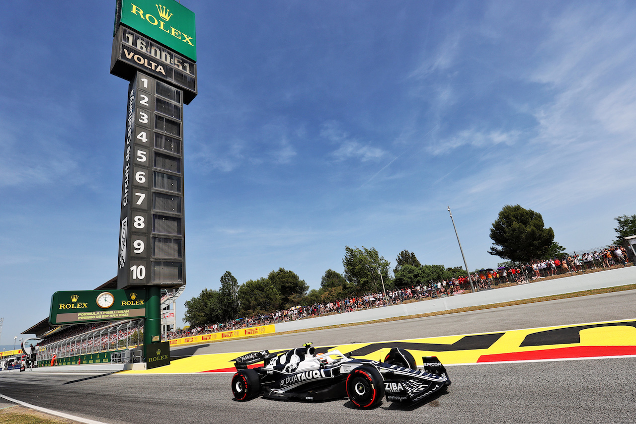 GP SPAGNA, Yuki Tsunoda (JPN) AlphaTauri AT03.
21.05.2022. Formula 1 World Championship, Rd 6, Spanish Grand Prix, Barcelona, Spain, Qualifiche Day.
- www.xpbimages.com, EMail: requests@xpbimages.com © Copyright: Charniaux / XPB Images
