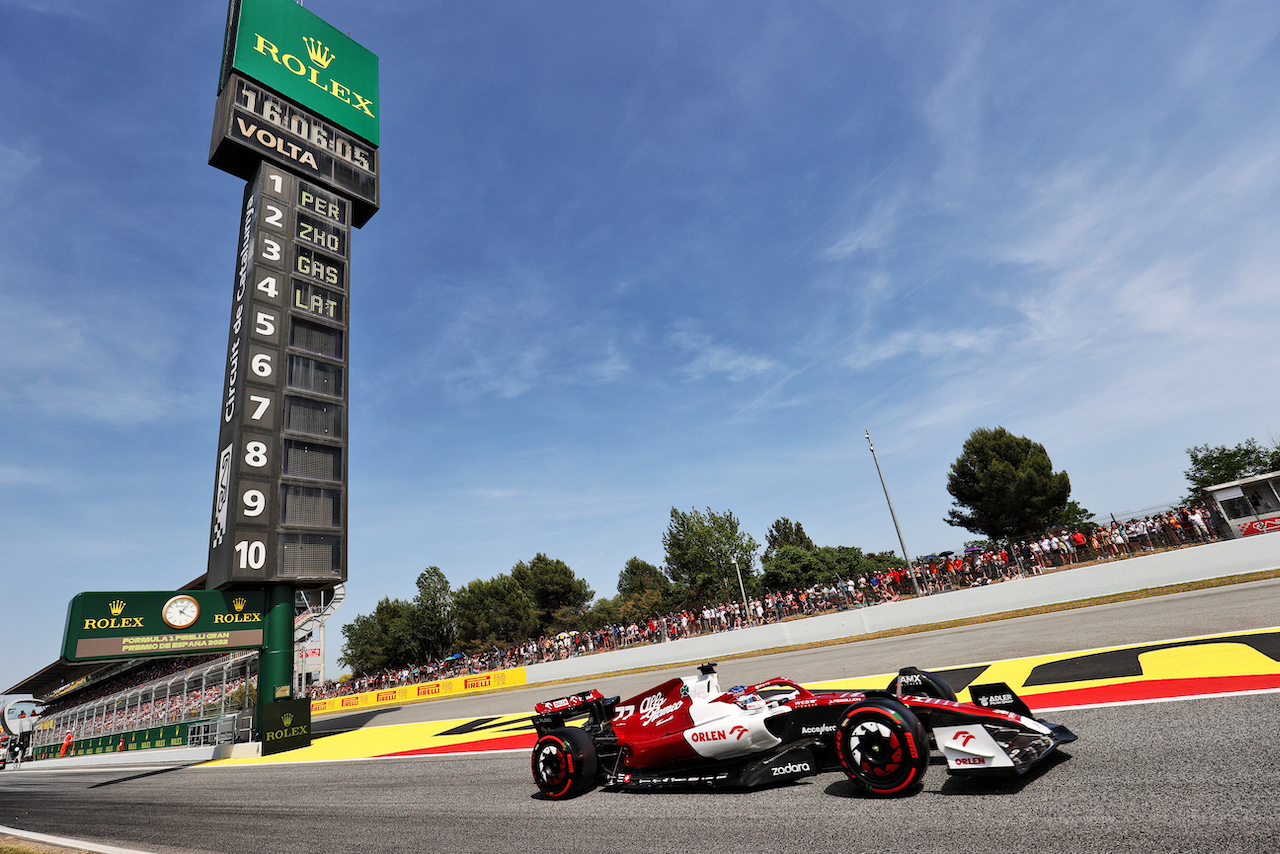 GP SPAGNA, Valtteri Bottas (FIN) Alfa Romeo F1 Team C42.
21.05.2022. Formula 1 World Championship, Rd 6, Spanish Grand Prix, Barcelona, Spain, Qualifiche Day.
- www.xpbimages.com, EMail: requests@xpbimages.com © Copyright: Charniaux / XPB Images