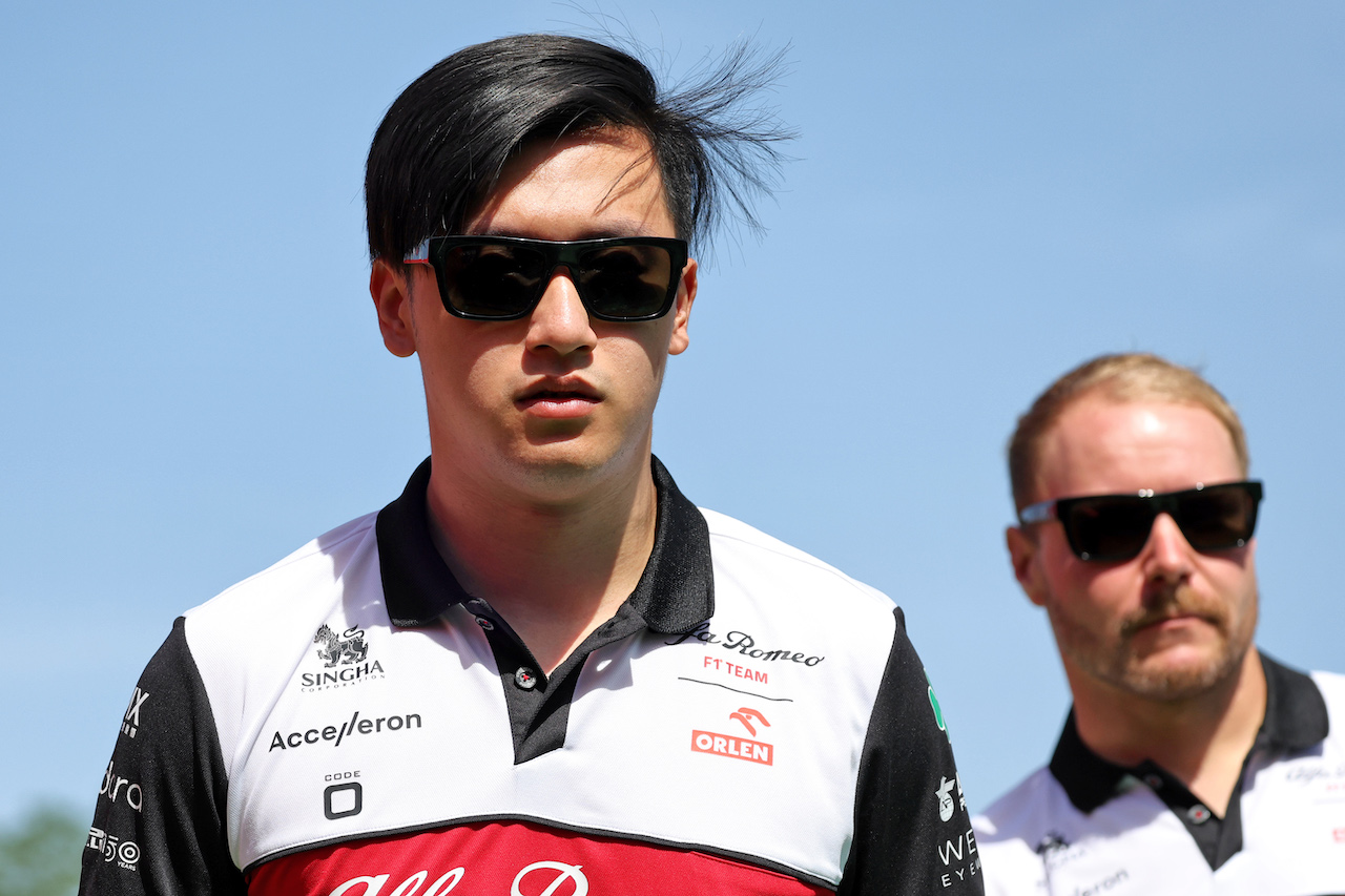 GP SPAGNA, Guanyu Zhou (CHN) Alfa Romeo F1 Team.
21.05.2022. Formula 1 World Championship, Rd 6, Spanish Grand Prix, Barcelona, Spain, Qualifiche Day.
- www.xpbimages.com, EMail: requests@xpbimages.com © Copyright: Bearne / XPB Images