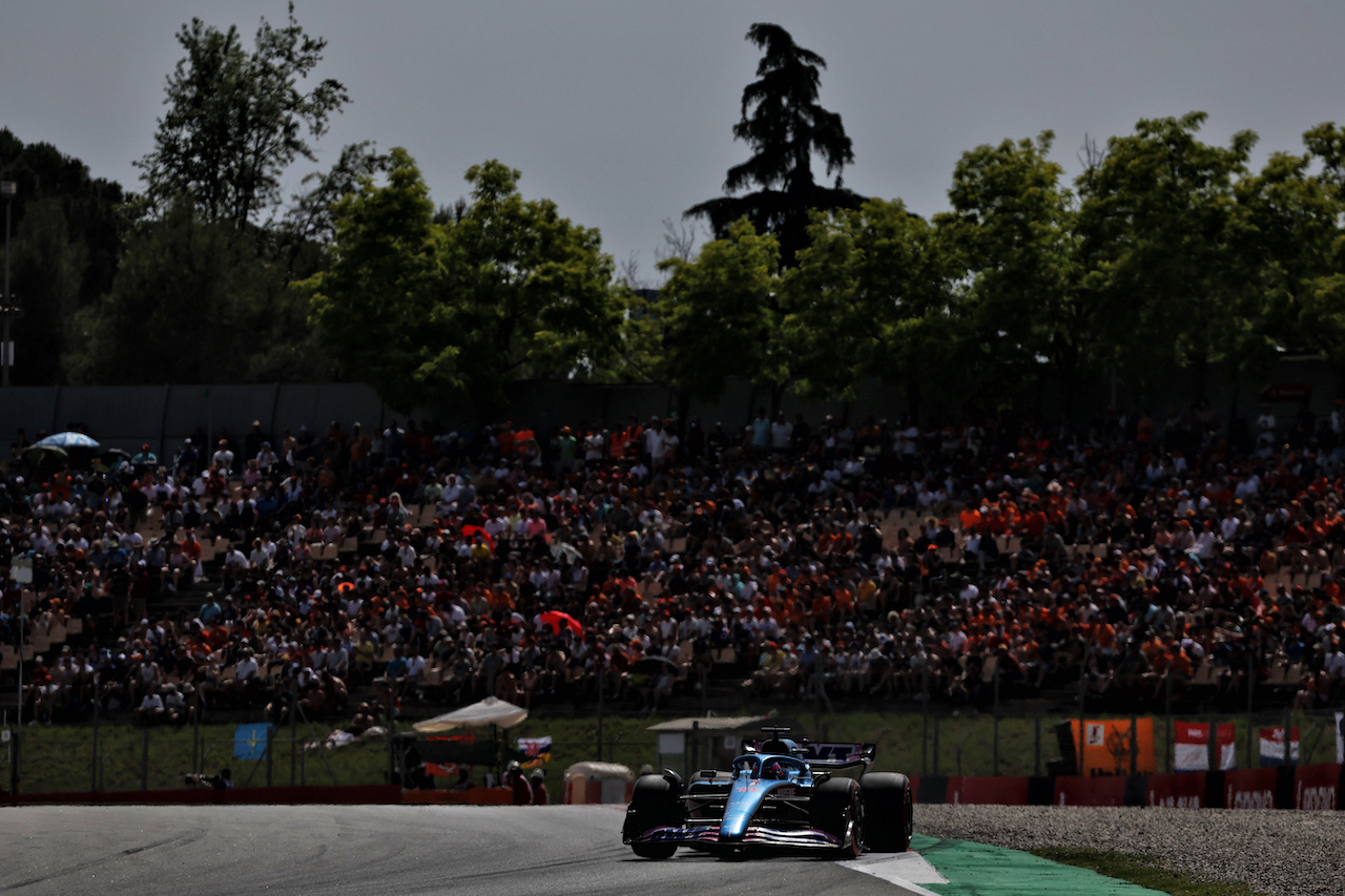 GP SPAGNA, Fernando Alonso (ESP) Alpine F1 Team A522.
21.05.2022. Formula 1 World Championship, Rd 6, Spanish Grand Prix, Barcelona, Spain, Qualifiche Day.
- www.xpbimages.com, EMail: requests@xpbimages.com © Copyright: Bearne / XPB Images