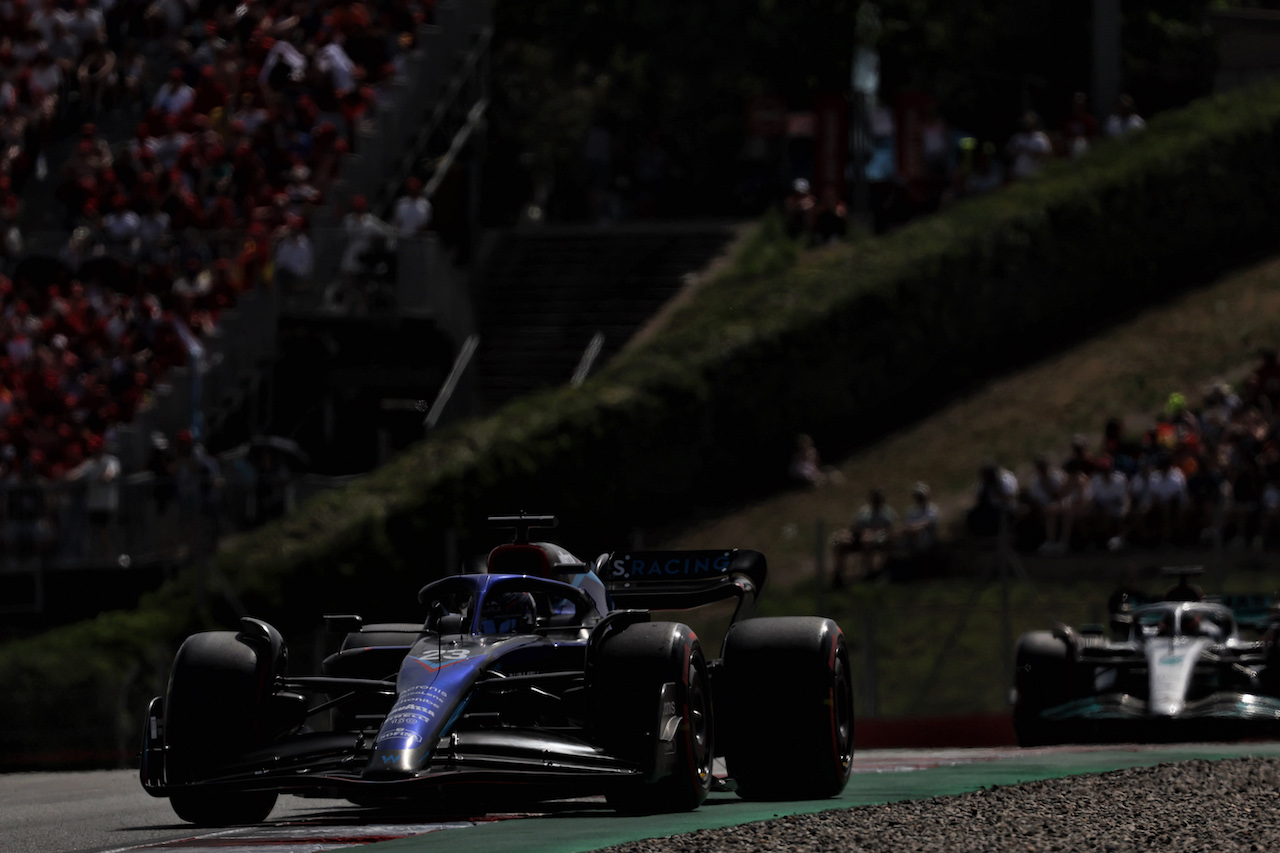 GP SPAGNA, Alexander Albon (THA) Williams Racing FW44.
21.05.2022. Formula 1 World Championship, Rd 6, Spanish Grand Prix, Barcelona, Spain, Qualifiche Day.
- www.xpbimages.com, EMail: requests@xpbimages.com © Copyright: Bearne / XPB Images