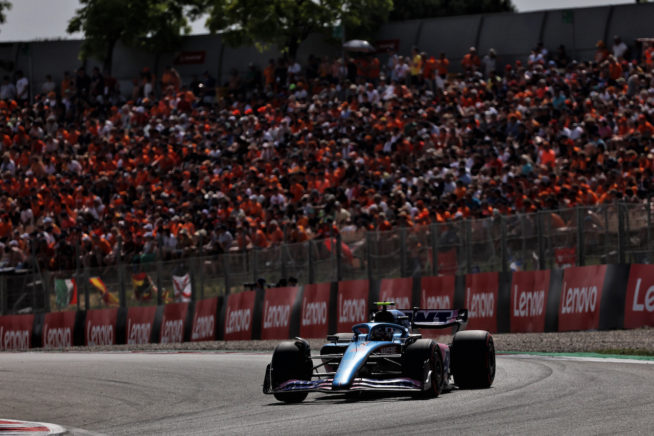 GP SPAGNA, Esteban Ocon (FRA) Alpine F1 Team A522.
21.05.2022. Formula 1 World Championship, Rd 6, Spanish Grand Prix, Barcelona, Spain, Qualifiche Day.
- www.xpbimages.com, EMail: requests@xpbimages.com © Copyright: Bearne / XPB Images