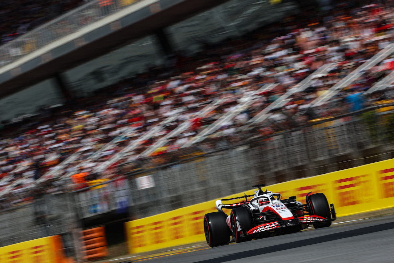 GP SPAGNA, Kevin Magnussen (DEN) Haas F1 Team 
21.05.2022. Formula 1 World Championship, Rd 6, Spanish Grand Prix, Barcelona, Spain, Qualifiche Day.
- www.xpbimages.com, EMail: requests@xpbimages.com ¬© Copyright: Charniaux / XPB Images