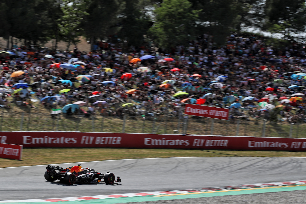 GP SPAGNA, Max Verstappen (NLD) Red Bull Racing RB18.
21.05.2022. Formula 1 World Championship, Rd 6, Spanish Grand Prix, Barcelona, Spain, Qualifiche Day.
 - www.xpbimages.com, EMail: requests@xpbimages.com © Copyright: Coates / XPB Images