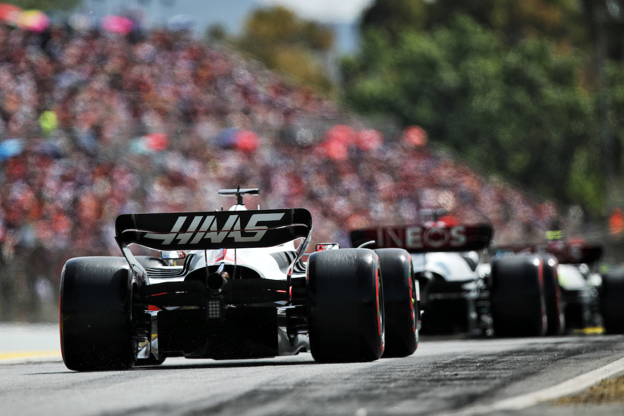 GP SPAGNA, Kevin Magnussen (DEN) Haas VF-22.
21.05.2022. Formula 1 World Championship, Rd 6, Spanish Grand Prix, Barcelona, Spain, Qualifiche Day.
 - www.xpbimages.com, EMail: requests@xpbimages.com © Copyright: Coates / XPB Images