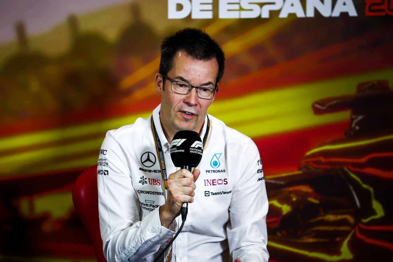 GP SPAGNA, Mike Elliott (GBR) Mercedes AMG F1 Technical Director in the FIA Press Conference.
21.05.2022. Formula 1 World Championship, Rd 6, Spanish Grand Prix, Barcelona, Spain, Qualifiche Day.
- www.xpbimages.com, EMail: requests@xpbimages.com © Copyright: XPB Images
