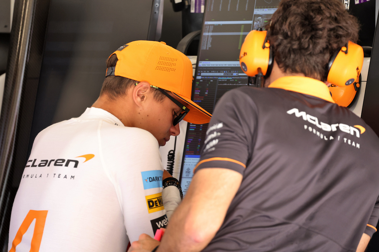 GP SPAGNA, Lando Norris (GBR) McLaren.
21.05.2022. Formula 1 World Championship, Rd 6, Spanish Grand Prix, Barcelona, Spain, Qualifiche Day.
- www.xpbimages.com, EMail: requests@xpbimages.com © Copyright: Bearne / XPB Images