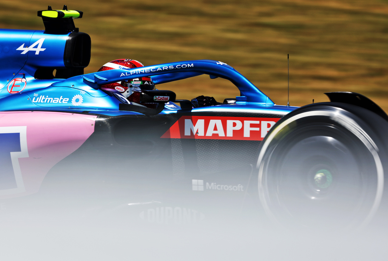 GP SPAGNA, Esteban Ocon (FRA) Alpine F1 Team A522.
20.05.2022 Formula 1 World Championship, Rd 6, Spanish Grand Prix, Barcelona, Spain, Practice Day.
- www.xpbimages.com, EMail: requests@xpbimages.com © Copyright: Bearne / XPB Images