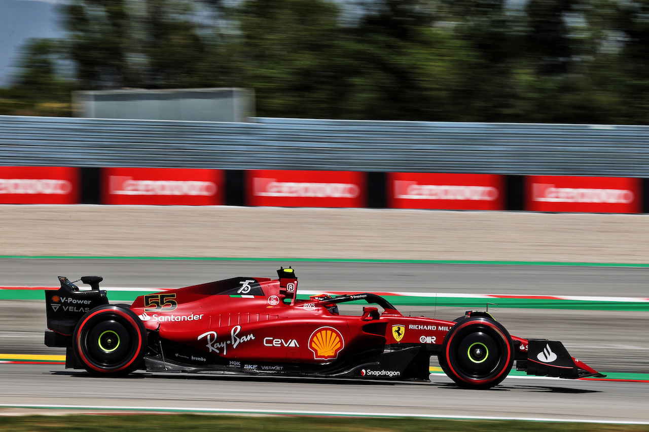GP SPAGNA, Carlos Sainz Jr (ESP) Ferrari F1-75.
20.05.2022 Formula 1 World Championship, Rd 6, Spanish Grand Prix, Barcelona, Spain, Practice Day.
- www.xpbimages.com, EMail: requests@xpbimages.com © Copyright: Charniaux / XPB Images
