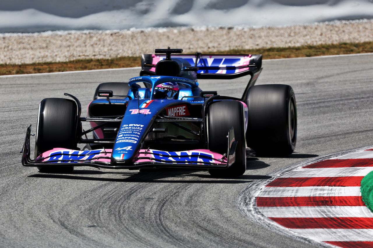 GP SPAGNA, Fernando Alonso (ESP) Alpine F1 Team A522.
20.05.2022 Formula 1 World Championship, Rd 6, Spanish Grand Prix, Barcelona, Spain, Practice Day.
- www.xpbimages.com, EMail: requests@xpbimages.com © Copyright: Bearne / XPB Images
