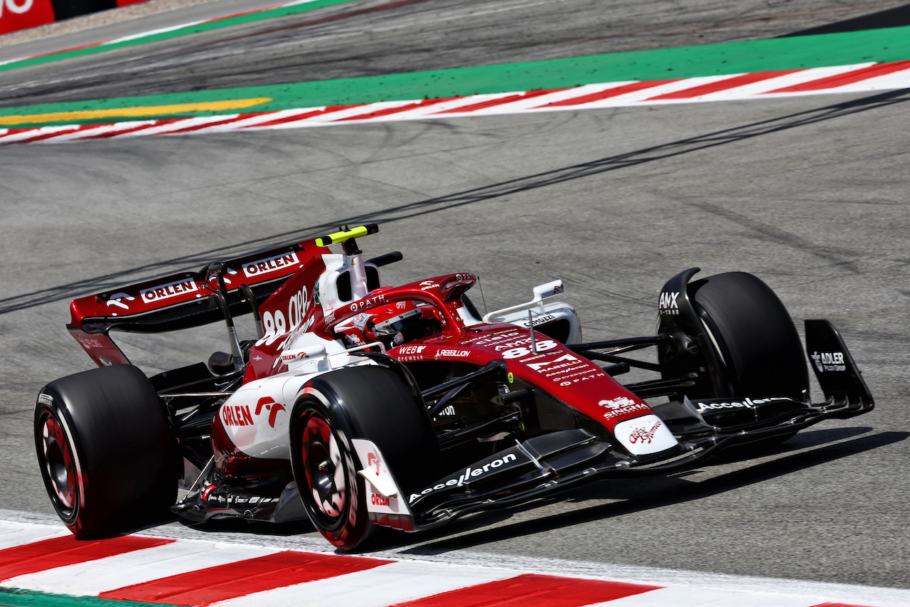 GP SPAGNA, Robert Kubica (POL) Alfa Romeo F1 Team C42 Reserve Driver.
20.05.2022 Formula 1 World Championship, Rd 6, Spanish Grand Prix, Barcelona, Spain, Practice Day.
- www.xpbimages.com, EMail: requests@xpbimages.com © Copyright: Batchelor / XPB Images