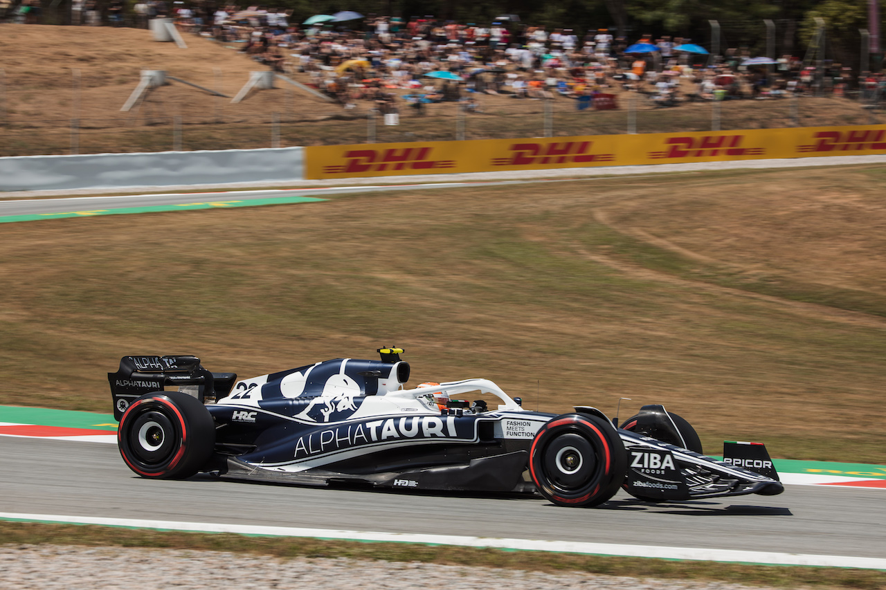 GP SPAGNA, Yuki Tsunoda (JPN) AlphaTauri AT03.
20.05.2022 Formula 1 World Championship, Rd 6, Spanish Grand Prix, Barcelona, Spain, Practice Day.
- www.xpbimages.com, EMail: requests@xpbimages.com © Copyright: Bearne / XPB Images
