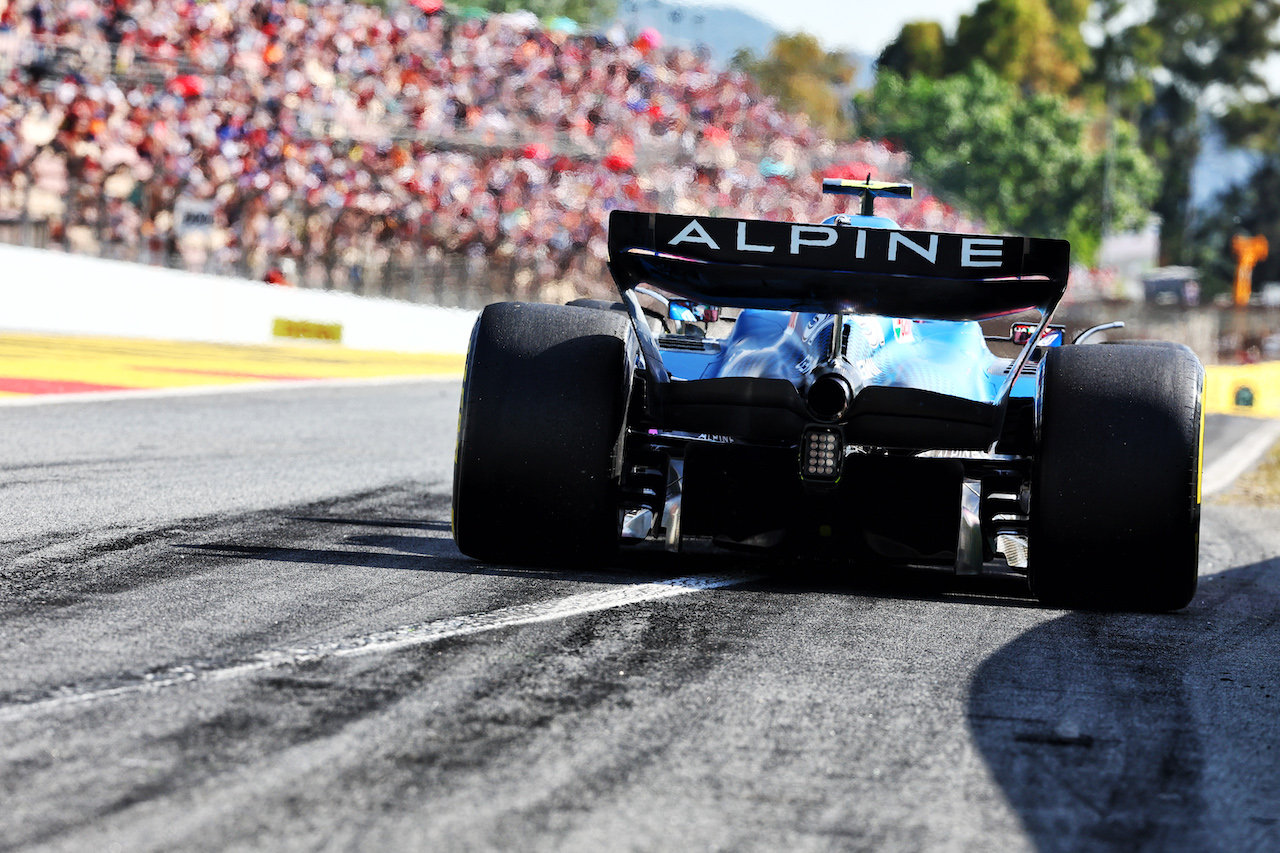 GP SPAGNA, Esteban Ocon (FRA) Alpine F1 Team A522.
20.05.2022 Formula 1 World Championship, Rd 6, Spanish Grand Prix, Barcelona, Spain, Practice Day.
- www.xpbimages.com, EMail: requests@xpbimages.com © Copyright: Batchelor / XPB Images