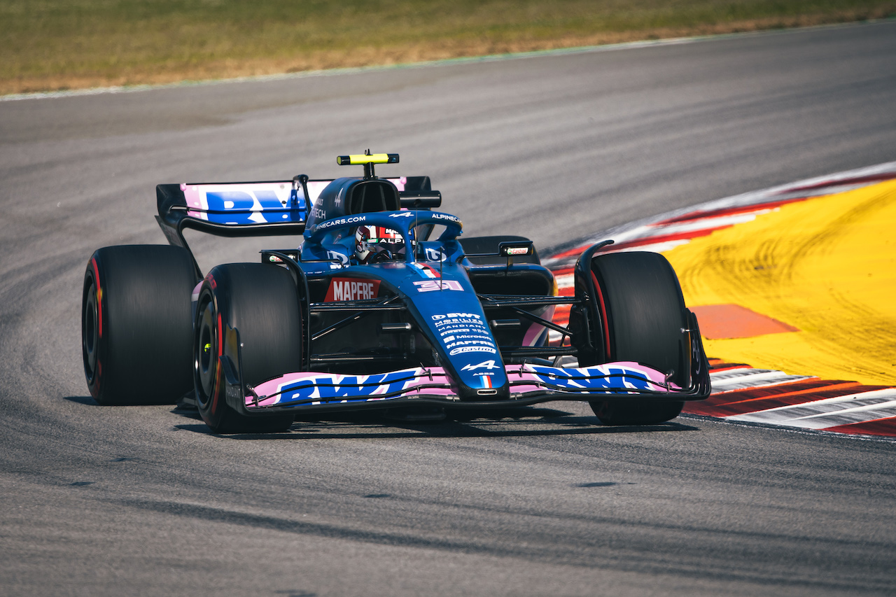 GP SPAGNA, Esteban Ocon (FRA) Alpine F1 Team A522.
20.05.2022 Formula 1 World Championship, Rd 6, Spanish Grand Prix, Barcelona, Spain, Practice Day.
- www.xpbimages.com, EMail: requests@xpbimages.com © Copyright: Bearne / XPB Images