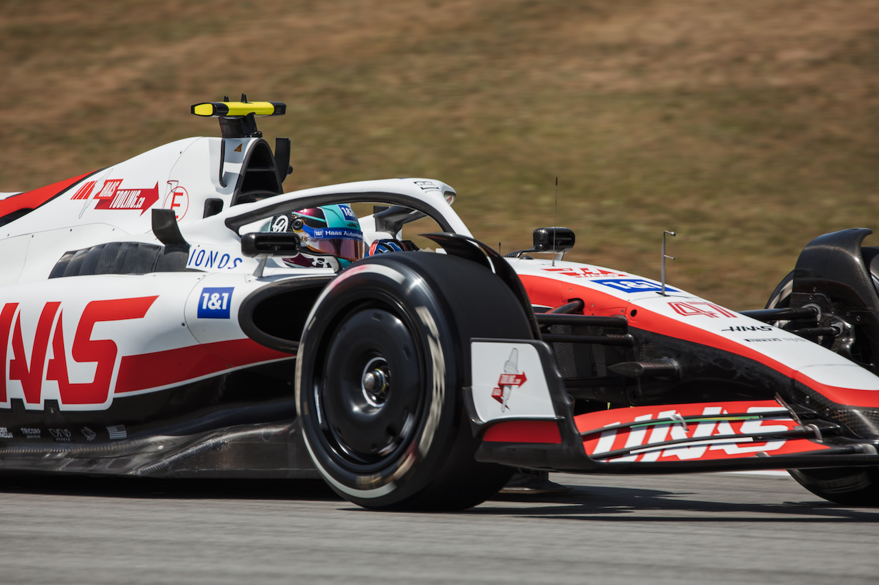 GP SPAGNA, Mick Schumacher (GER) Haas VF-22.
20.05.2022 Formula 1 World Championship, Rd 6, Spanish Grand Prix, Barcelona, Spain, Practice Day.
- www.xpbimages.com, EMail: requests@xpbimages.com © Copyright: Bearne / XPB Images