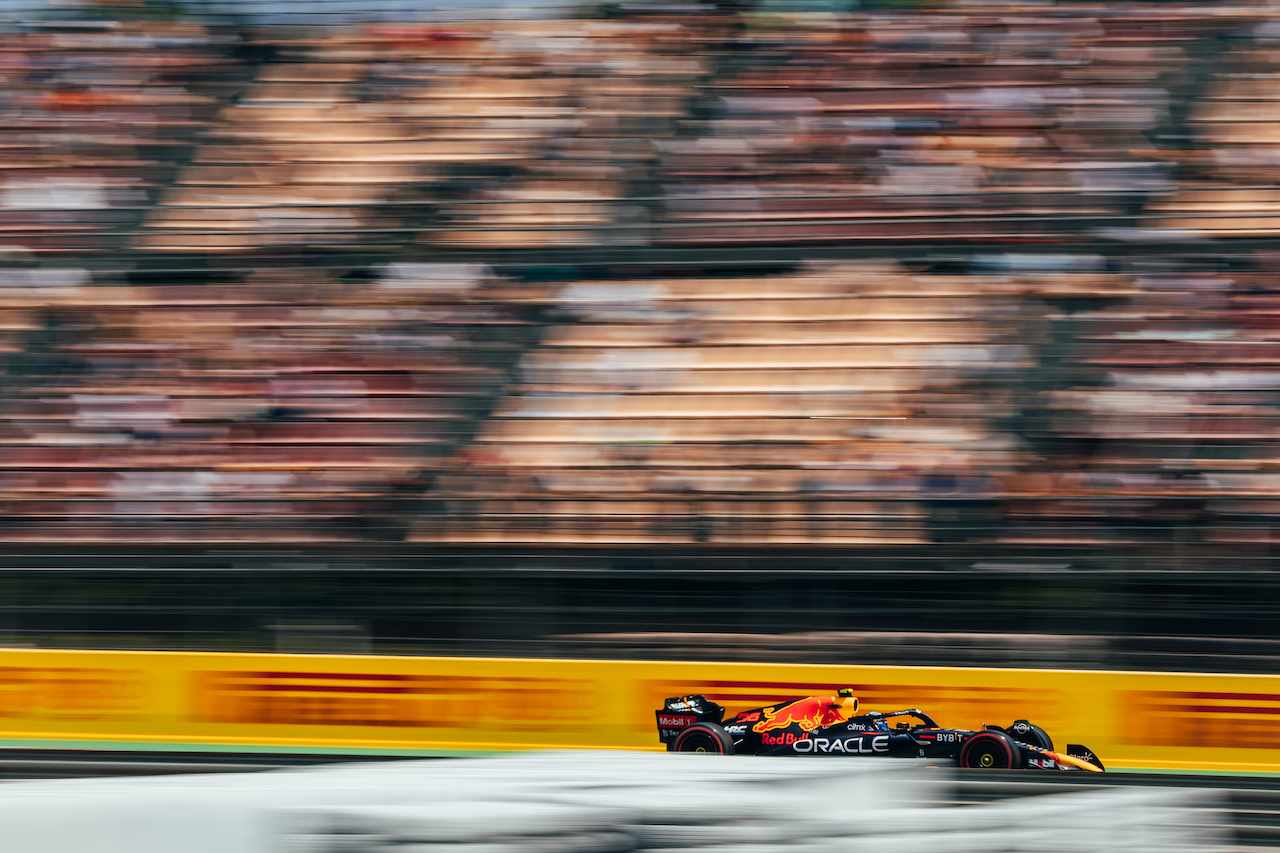 GP SPAGNA, Juri Vips (EST) Red Bull Racing RB18 Test Driver.
20.05.2022 Formula 1 World Championship, Rd 6, Spanish Grand Prix, Barcelona, Spain, Practice Day.
- www.xpbimages.com, EMail: requests@xpbimages.com © Copyright: Bearne / XPB Images