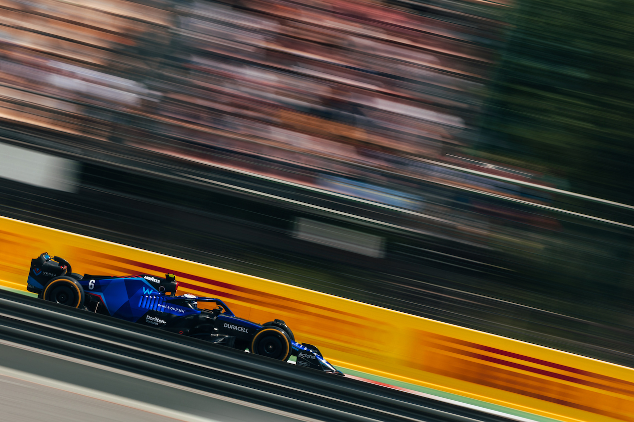 GP SPAGNA, Nicholas Latifi (CDN) Williams Racing FW44.
20.05.2022 Formula 1 World Championship, Rd 6, Spanish Grand Prix, Barcelona, Spain, Practice Day.
- www.xpbimages.com, EMail: requests@xpbimages.com © Copyright: Bearne / XPB Images