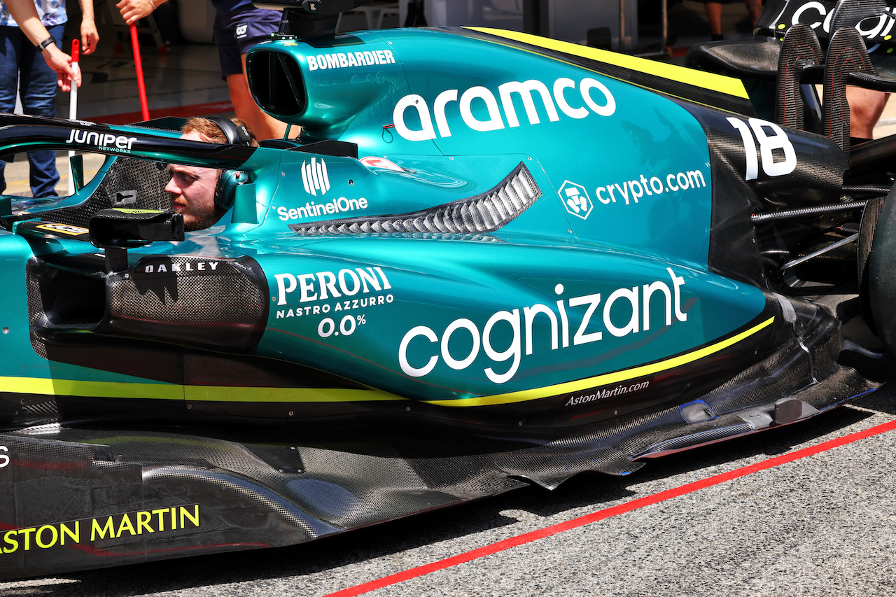 GP SPAGNA, Aston Martin F1 Team AMR22 floor detail.
20.05.2022 Formula 1 World Championship, Rd 6, Spanish Grand Prix, Barcelona, Spain, Practice Day.
- www.xpbimages.com, EMail: requests@xpbimages.com © Copyright: Batchelor / XPB Images
