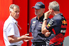 GP SPAGNA, (L to R): David Domingo (ESP) FIA Steward with Adrian Newey (GBR) Red Bull Racing Chief Technical Officer e Paul Monaghan (GBR) Red Bull Racing Chief Engineer.
20.05.2022 Formula 1 World Championship, Rd 6, Spanish Grand Prix, Barcelona, Spain, Practice Day.
- www.xpbimages.com, EMail: requests@xpbimages.com © Copyright: Batchelor / XPB Images