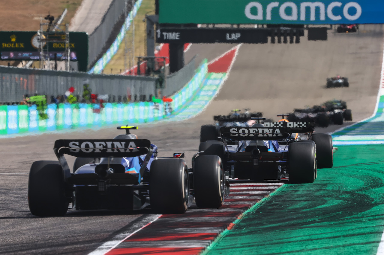 GP STATI UNITI, Alex Albon (THA), Williams F1 Team 
23.10.2022. Formula 1 World Championship, Rd 19, United States Grand Prix, Austin, Texas, USA, Gara Day.
- www.xpbimages.com, EMail: requests@xpbimages.com © Copyright: Charniaux / XPB Images