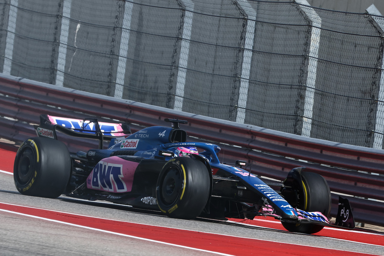 GP STATI UNITI, Fernando Alonso (ESP), Alpine F1 Team 
23.10.2022. Formula 1 World Championship, Rd 19, United States Grand Prix, Austin, Texas, USA, Gara Day.
- www.xpbimages.com, EMail: requests@xpbimages.com ¬© Copyright: Charniaux / XPB Images
