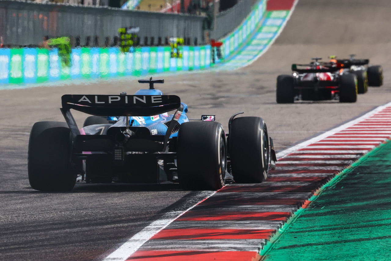 GP STATI UNITI, Fernando Alonso (ESP), Alpine F1 Team 
23.10.2022. Formula 1 World Championship, Rd 19, United States Grand Prix, Austin, Texas, USA, Gara Day.
- www.xpbimages.com, EMail: requests@xpbimages.com ¬© Copyright: Charniaux / XPB Images
