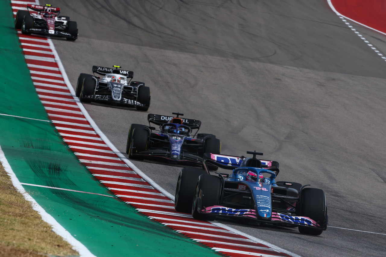 GP STATI UNITI, Fernando Alonso (ESP), Alpine F1 Team 
23.10.2022. Formula 1 World Championship, Rd 19, United States Grand Prix, Austin, Texas, USA, Gara Day.
- www.xpbimages.com, EMail: requests@xpbimages.com ¬© Copyright: Charniaux / XPB Images