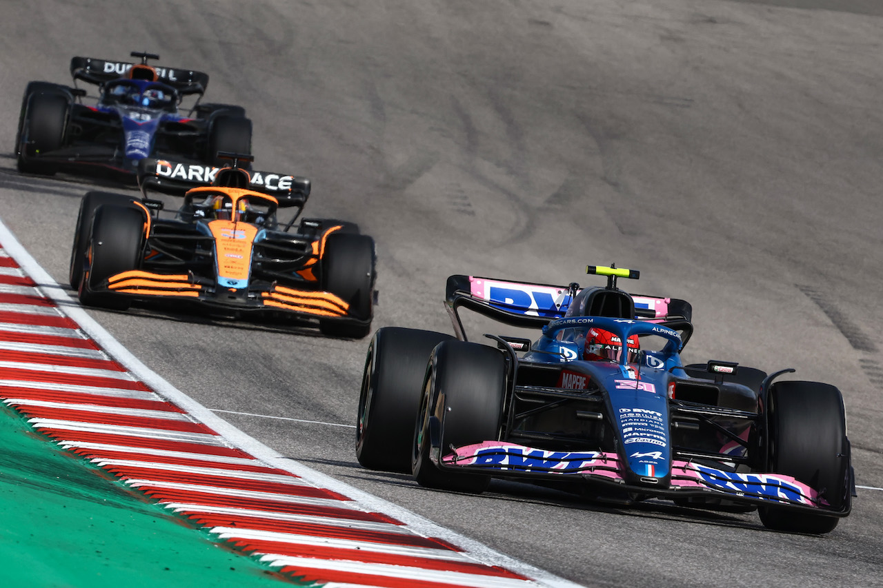 GP STATI UNITI, Esteban Ocon (FRA), Alpine F1 Team 
23.10.2022. Formula 1 World Championship, Rd 19, United States Grand Prix, Austin, Texas, USA, Gara Day.
- www.xpbimages.com, EMail: requests@xpbimages.com ¬© Copyright: Charniaux / XPB Images