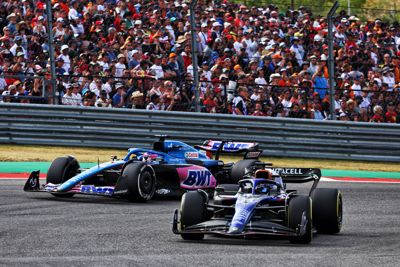 GP STATI UNITI, Alexander Albon (THA) Williams Racing FW44.
23.10.2022. Formula 1 World Championship, Rd 19, United States Grand Prix, Austin, Texas, USA, Gara Day.
- www.xpbimages.com, EMail: requests@xpbimages.com © Copyright: Batchelor / XPB Images